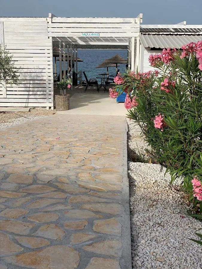 Buqez Eco Resort, Beach Villa No.27 Drage Holiday home