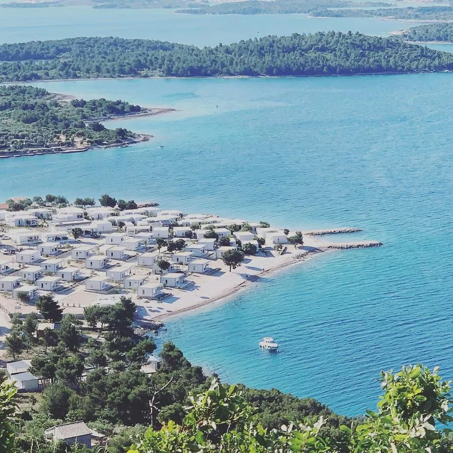 Buqez Eco Resort, Beach Villa No.27 Drage 0*,