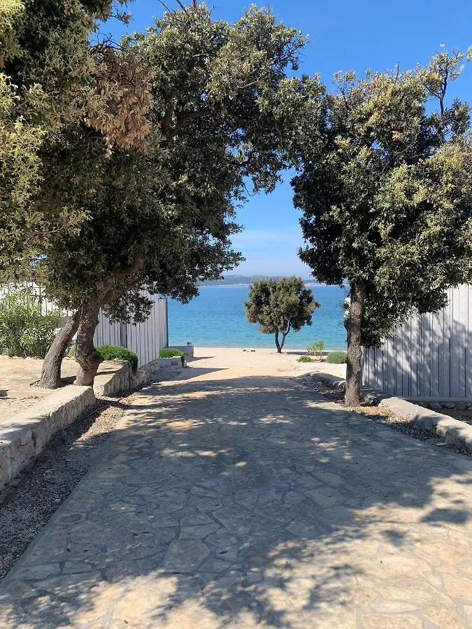 Holiday home Buqez Eco Resort, Beach Villa No.27 Drage